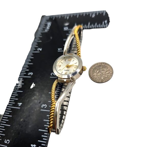 Vintage Women Wrist Watch Stretch Bracelet Gold Tone Good Working Condition - Picture 4 of 5